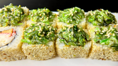 Чука в кунжуте